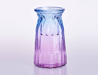 Crystal Flower Vase with glass handle in gradient ramp